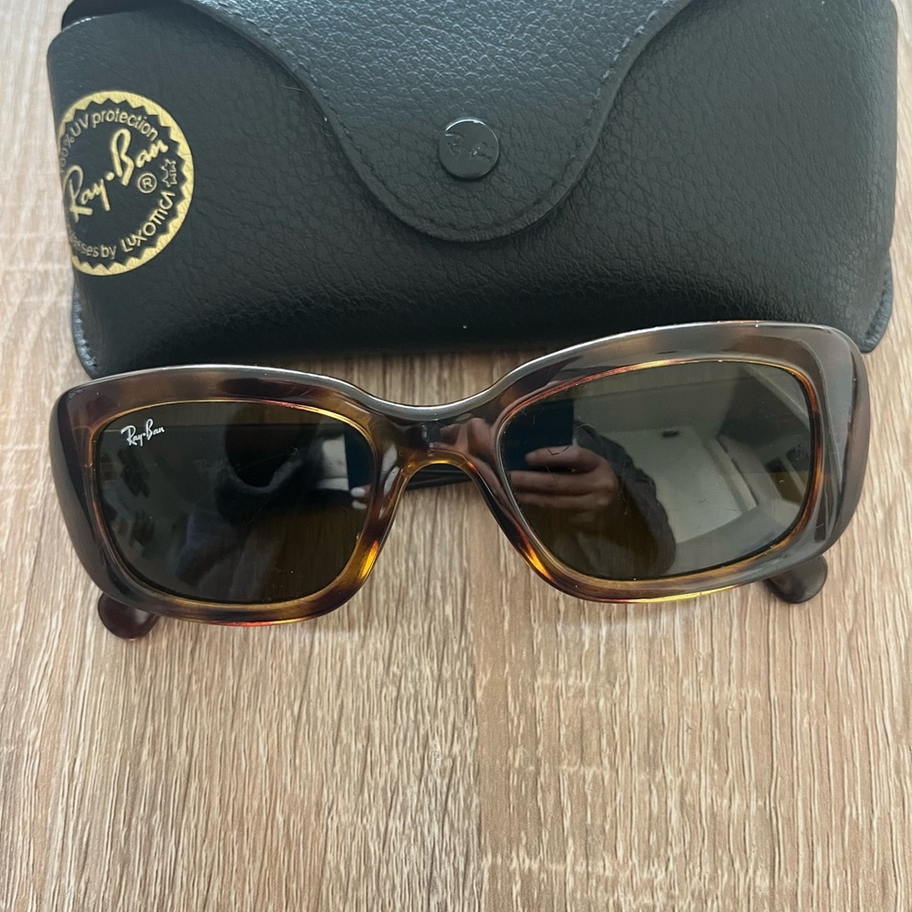 Rayban Authentic Brown tortoise Highstreet Havana Rectangle sunglasses RB4122
